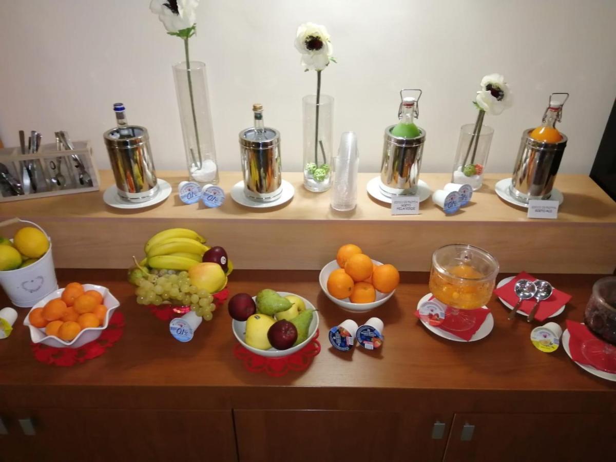 Hermes Hotel 폴리코로 외부 사진